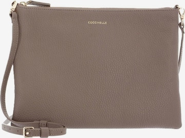 Coccinelle Schultertasche 'E5MMA55F401' in Braun: Vorderseite