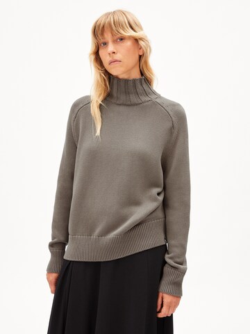 Pull-over 'CAAMILE' ARMEDANGELS en marron : devant