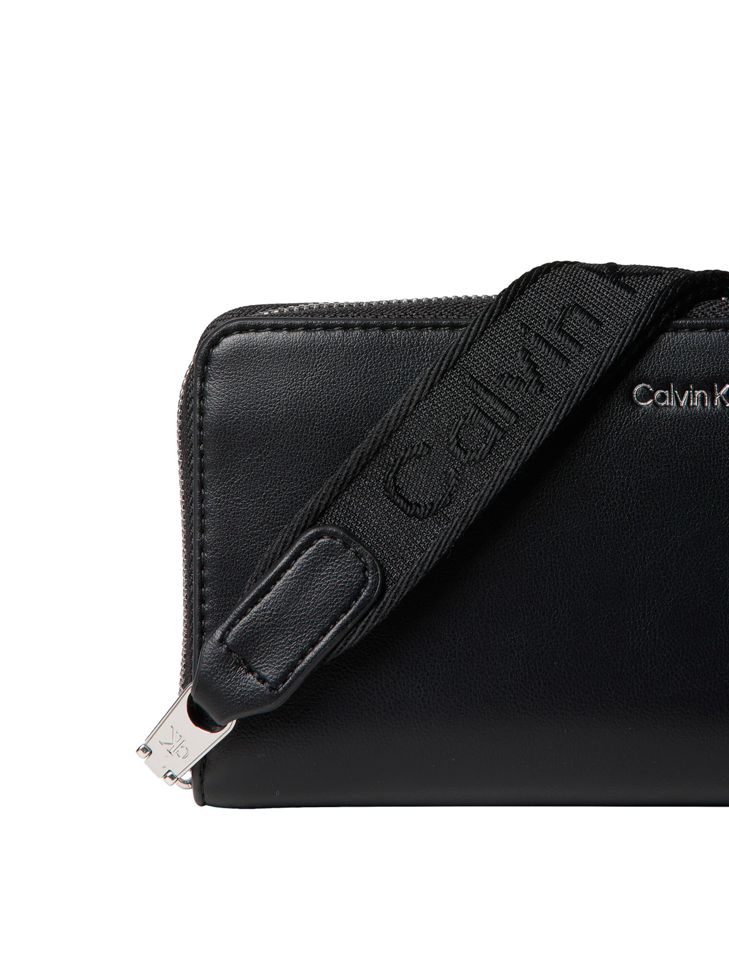 Calvin Klein Портмоне в Черный