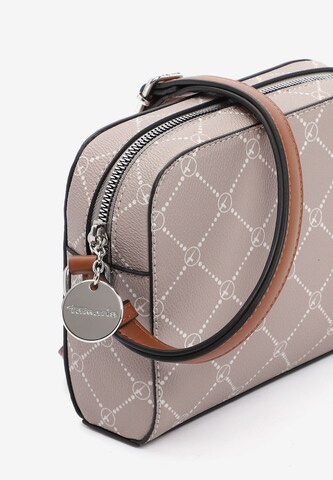 Borsa a spalla 'Anastasia' di TAMARIS in beige