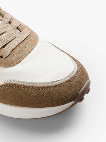 Scalpers Sneakers laag ' ' in Wit