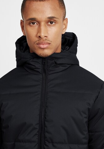 Veste d’hiver 'Atong' !Solid en noir