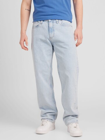 Calvin Klein Jeans Loosefit Jeans in Blauw: voorkant