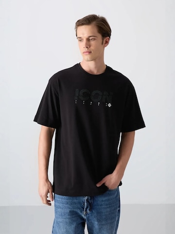 Tommy Life Shirt in Black: front