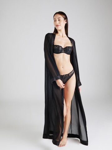 Balconnet Soutien-gorge Chantelle en noir