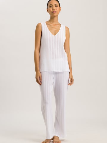 Hanro Pyjama ' Simone ' in Wit: voorkant