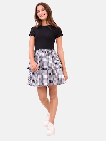 Lipsy Šaty – černá