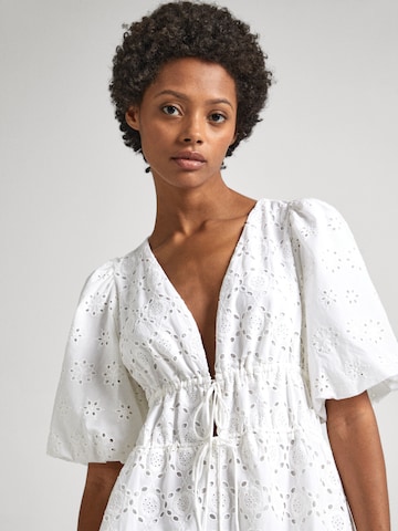 Robe ' DELIA ' Pepe Jeans en blanc