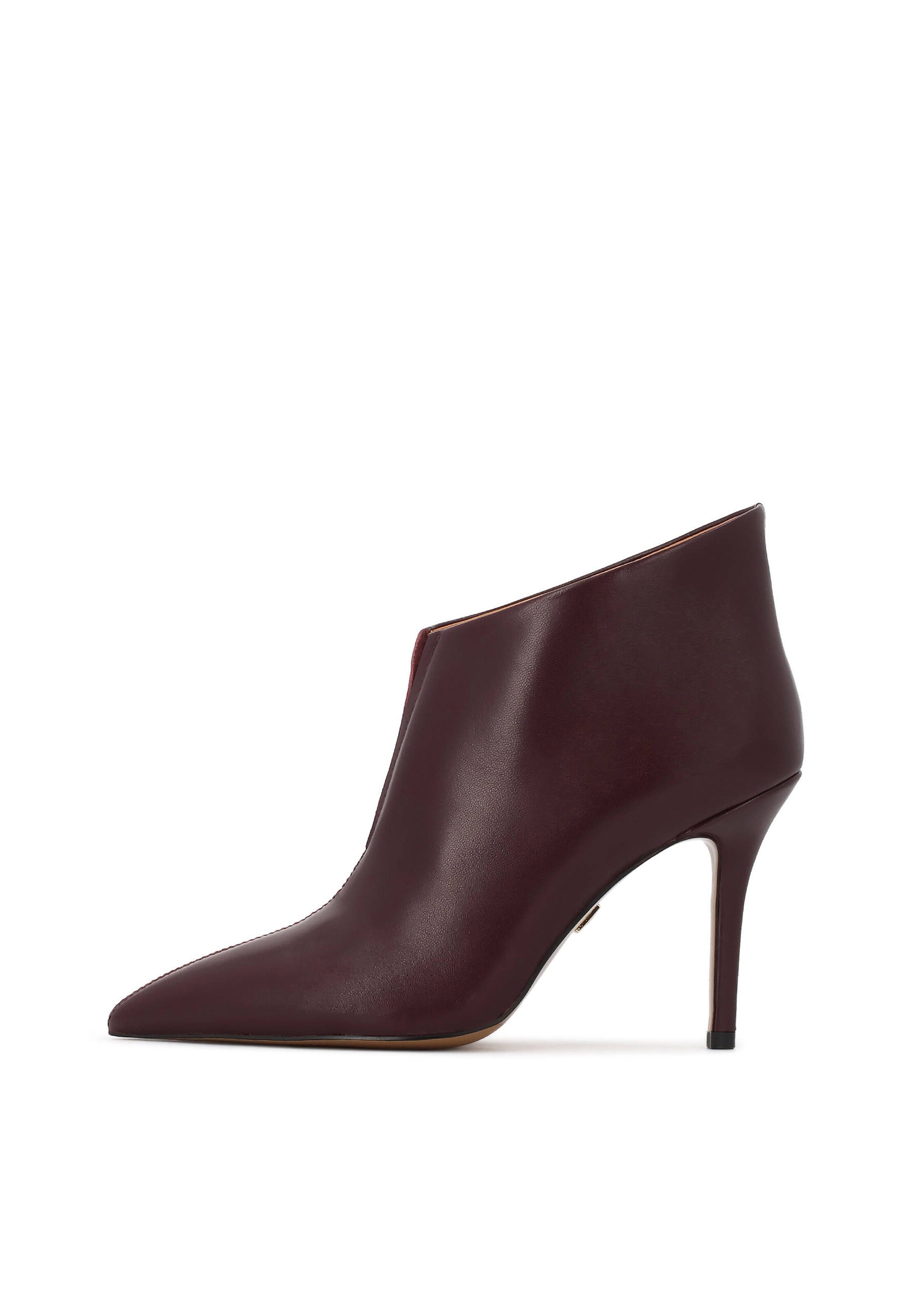 Stivaletto 'Maroon' di Kazar in rosso: frontale