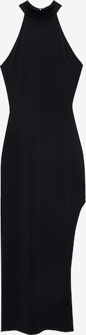 Rochie de la Pull&Bear pe negru: față