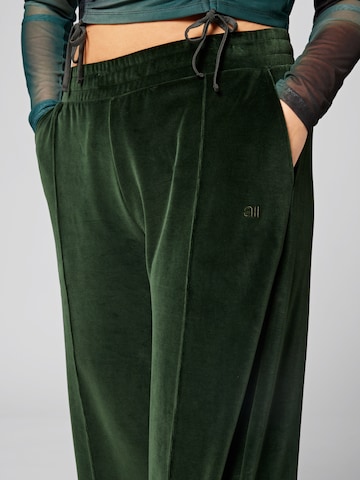 Wide leg Pantaloni 'Henriette Pants' di A LOT LESS in grigio