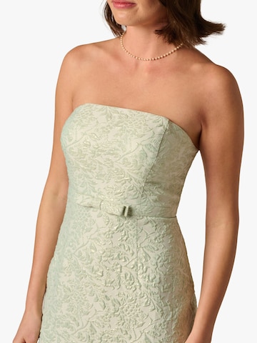 Adrianna Papell Avondjurk 'Glitter Jacquard Gown' in Groen