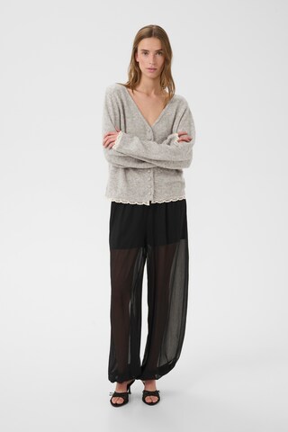 KAREN BY SIMONSEN Strickjacke 'KBEris' in Grau