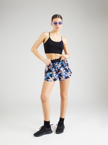 Boardshorts 'NEW ACTIVE' ROXY en noir