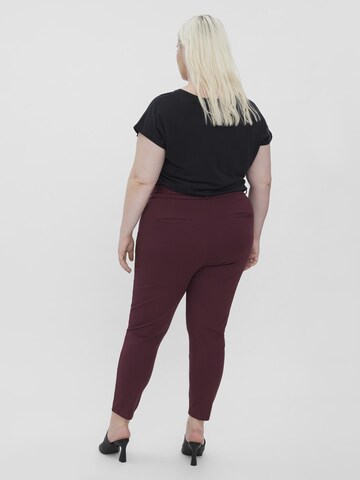 Vero Moda Curve Tapered Bukser med lægfolder 'Eva' i rød