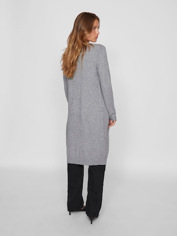 Cardigan 'VIRil' VILA en gris