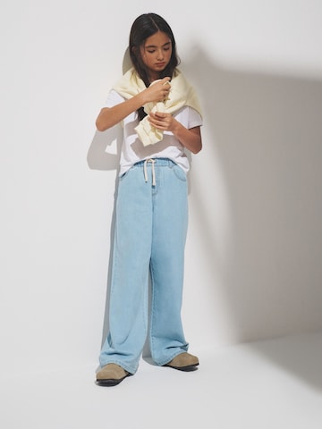 The Set Wide leg Jeans in Blue: front