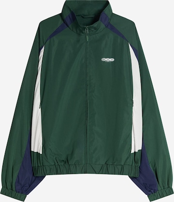 Bershka Välikausitakki värissä vihreä: etupuoli