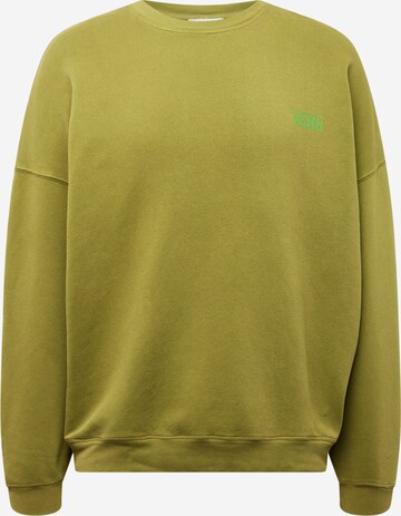 Sweat-shirt AMERICAN VINTAGE en vert : devant