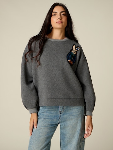 oltre Sweatshirt in Grijs