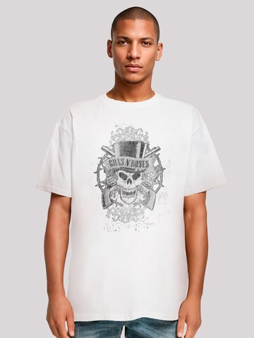 F4NT4STIC T-Shirt 'Guns 'N' Roses Skull And Pistols' in Weiß: Vorderseite