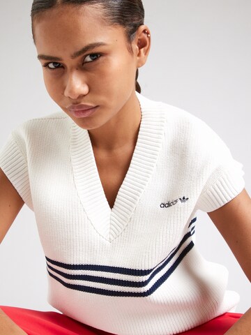 Pullover di ADIDAS ORIGINALS in bianco