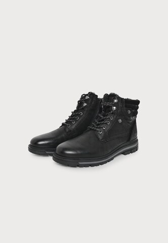 MUSTANG Veterboots in Zwart: voorkant