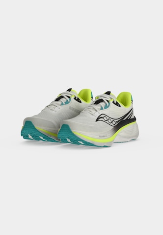Chaussure de course saucony en blanc