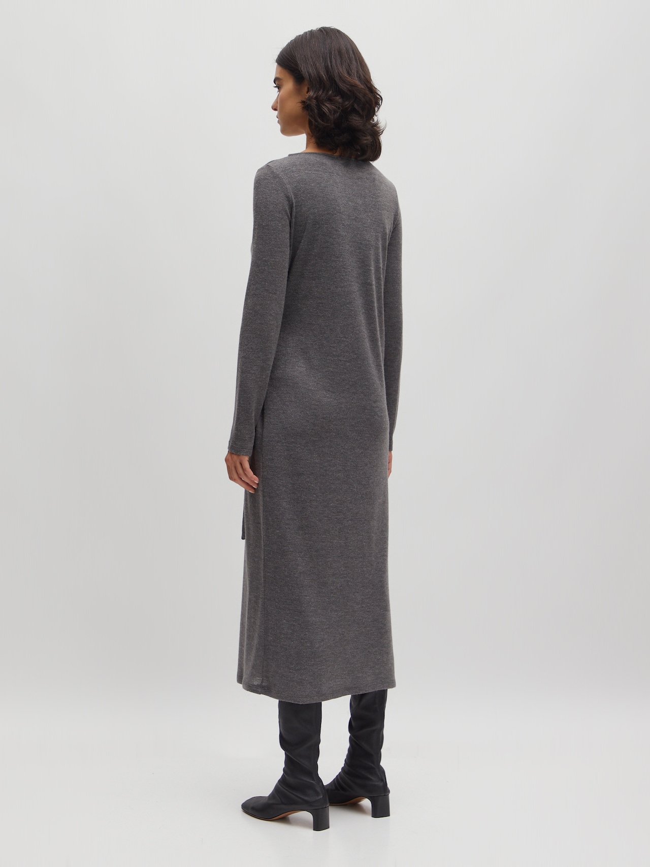 EDITED Vestido 'Odett' gris