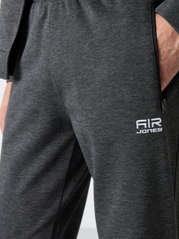 Tommy Life Sweat suit in Grey