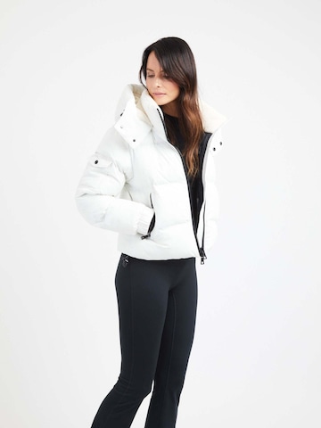 JACK1T Winter Jacket in White: front