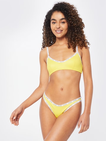 Calvin Klein Swimwear Bikini Bottoms in Yellow