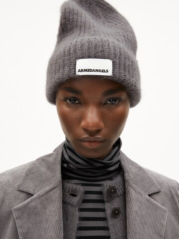 Bonnet ' Snowaa' ARMEDANGELS en gris : devant
