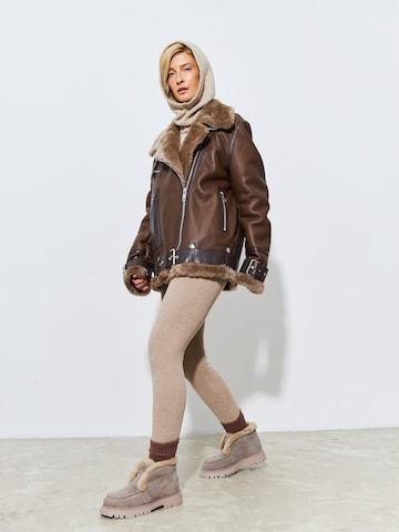 CESARE GASPARI Stiefel in Beige