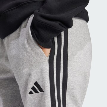 ADIDAS SPORTSWEAR Tapered Sporthose 'Essentials' in Grau