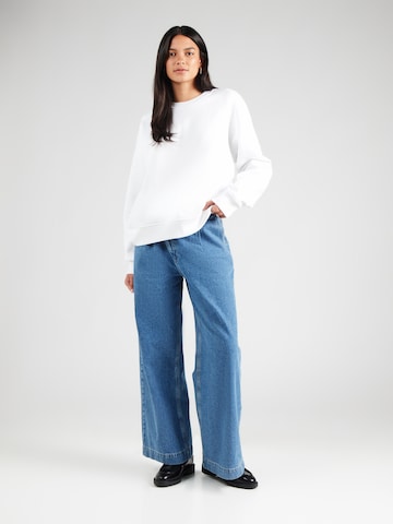 About You x Romina Palm Sweatshirt in Wit