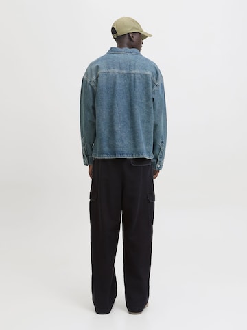 Baggy Pantaloni cargo di JACK & JONES in nero