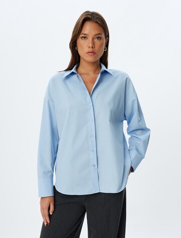 Koton Blouse in Blauw: voorkant