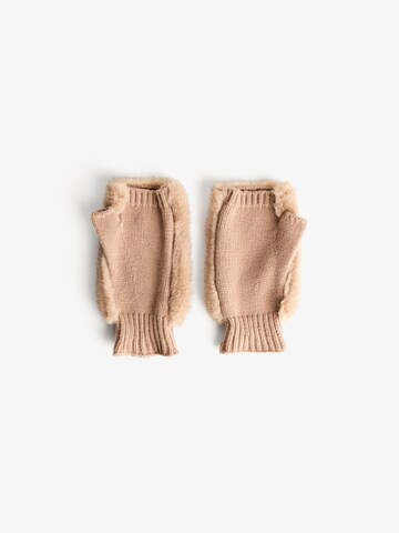 Scaldapolsi di Bershka in beige