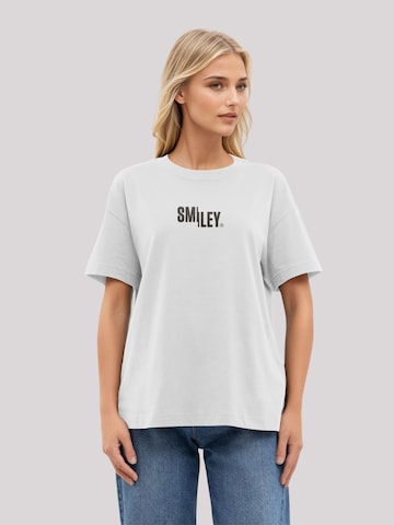 T-shirt 'SMILEY brown' F4NT4STIC en blanc : devant