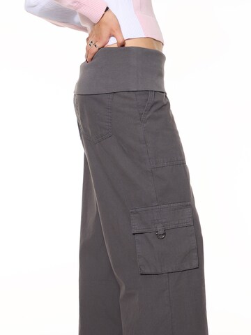 SHYX Loosefit Hose in Grau