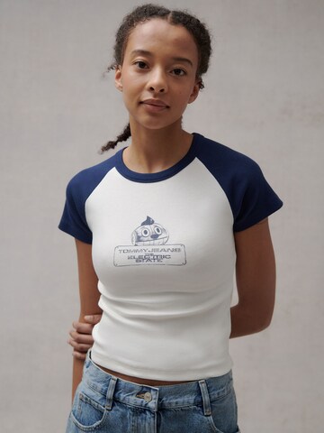 Tommy Jeans Shirt in Blue: front