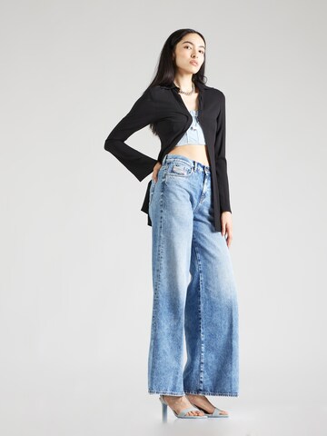 Wide leg Jeans 'D-AKEMI' di DIESEL in blu