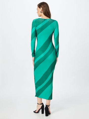 Warehouse - Vestido em verde