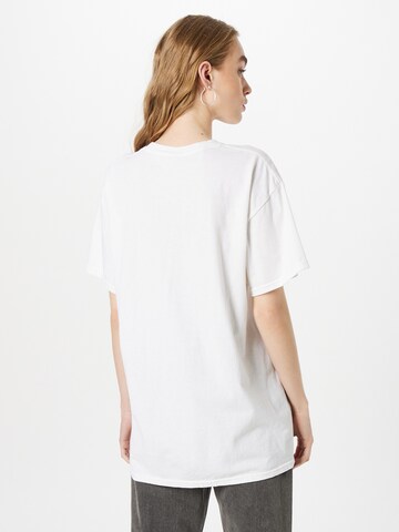 T-shirt Nasty Gal en blanc