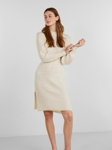 Robes en maille 'Salum' Y.A.S en beige