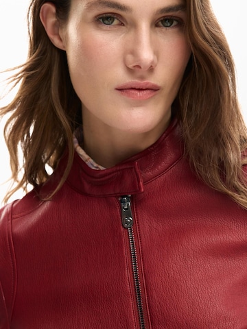 Desigual Демисезонная куртка в Красный