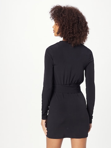 Sisley Φόρεμα σε μαύρο