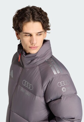 ADIDAS PERFORMANCE - Chaqueta deportiva 'Audi Revolut F1 Team Engineers & Marketing' en gris