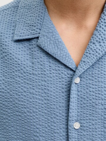 Fit confort Chemise 'JREBHAVEN' JJ Rebel en bleu